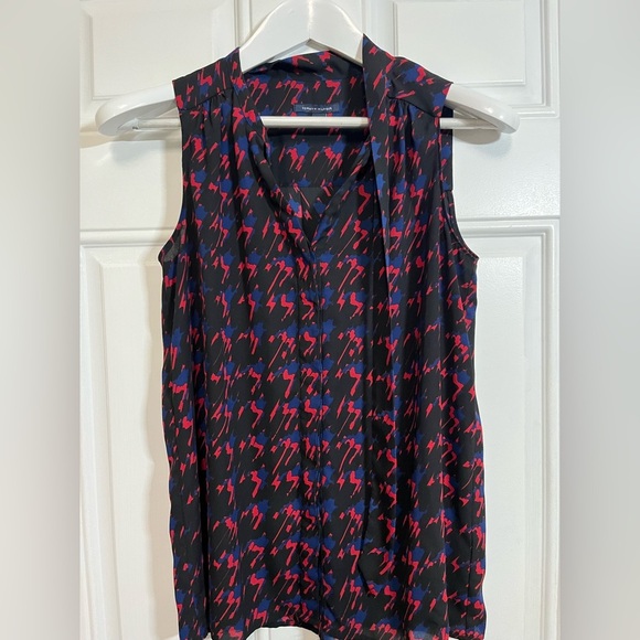 Tommy Hilfiger Tops - Tommy Hilfiger Black and Red Patterned Blouse